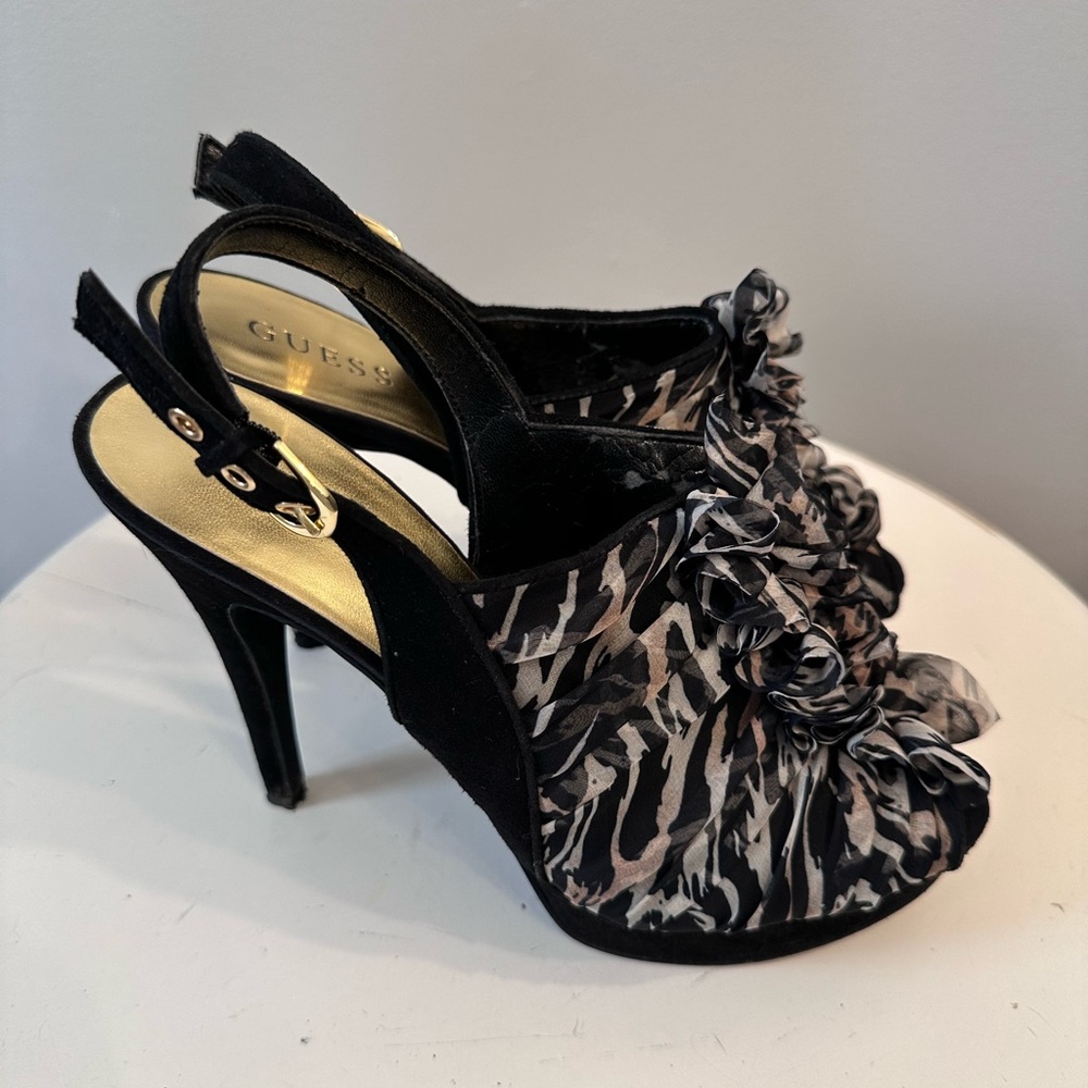 Guess Black and Gray Heels